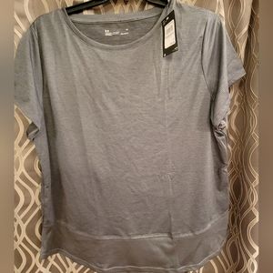 Under Armour Tech Vent workout top. NWT Size 1X